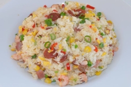 Arroz com linguiça e macadâmia 270